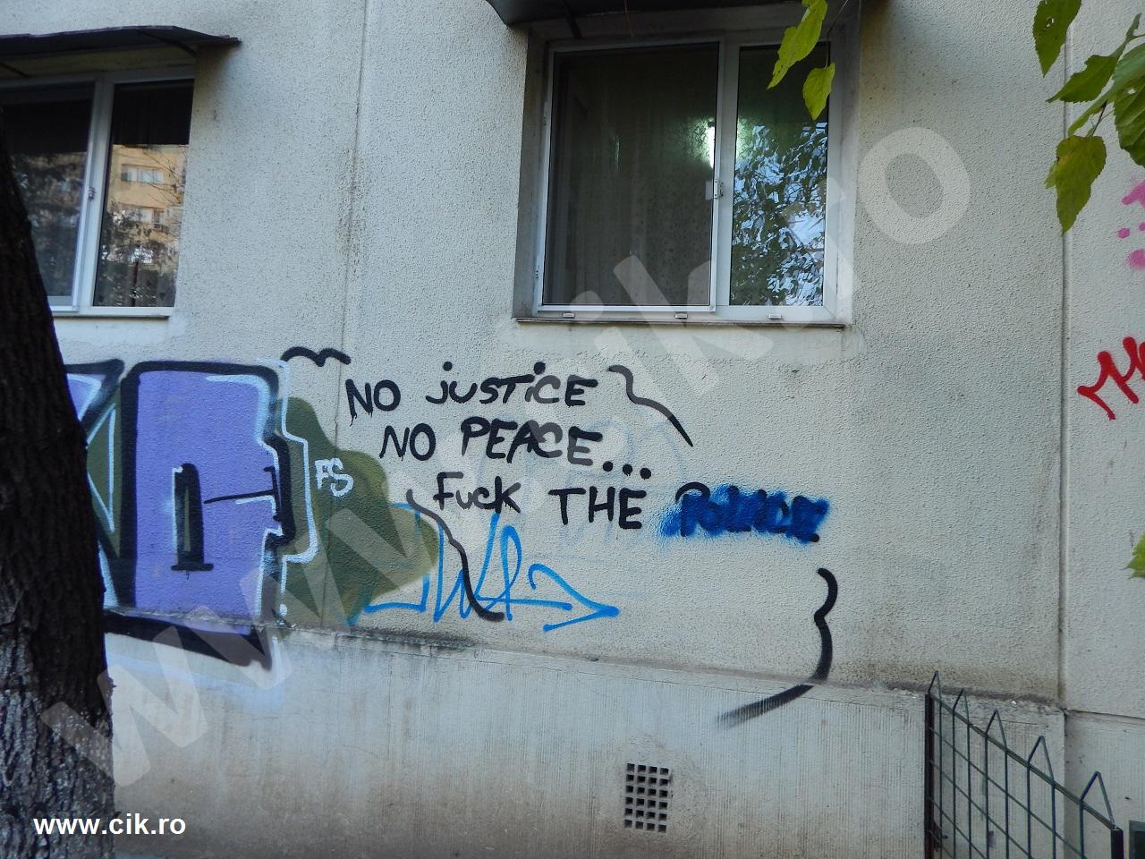 mazgalituri pe pereti graffiti cenzura